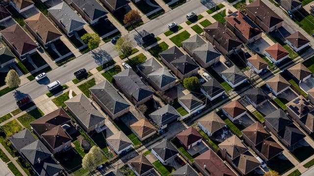 3 Chicago suburbs make list of wealthiest suburbs in America