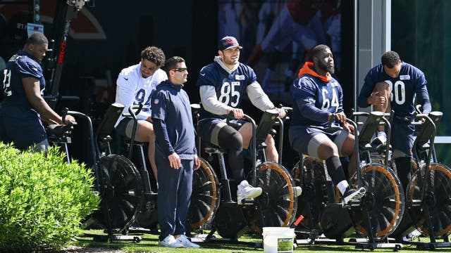 Preseason participation? Defensive ends? What we learned from report day at Chicago Bears' training camp