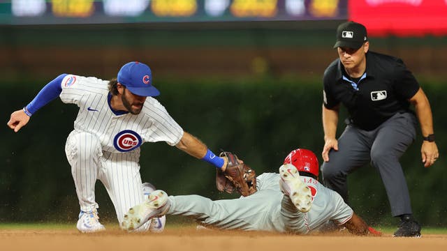 Trea Turner homers twice as Phillies hold off Cubs for 6-4 win