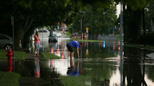 Chicago area residents urged to conserve water to help prevent flooding