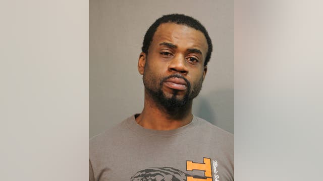 Chicago man burglarized, robbed the same three Loop, Lake View businesses multiple times: police