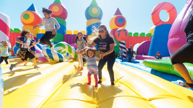 'World's Largest Bounce House' coming soon to Chicago area