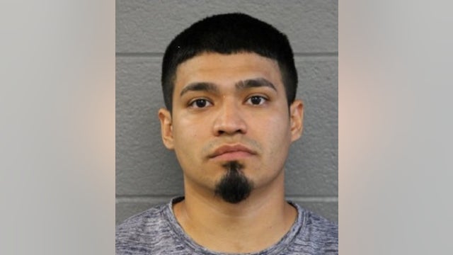 1 dead, 4 injured after Chicago man crashes into another vehicle while driving under the influence: police