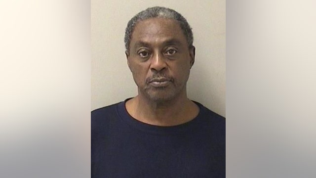 Elgin man fatally stabbed woman multiple times, prosecutors say