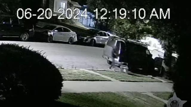 At least 14 thefts reported in Jefferson Park over 10 days: police