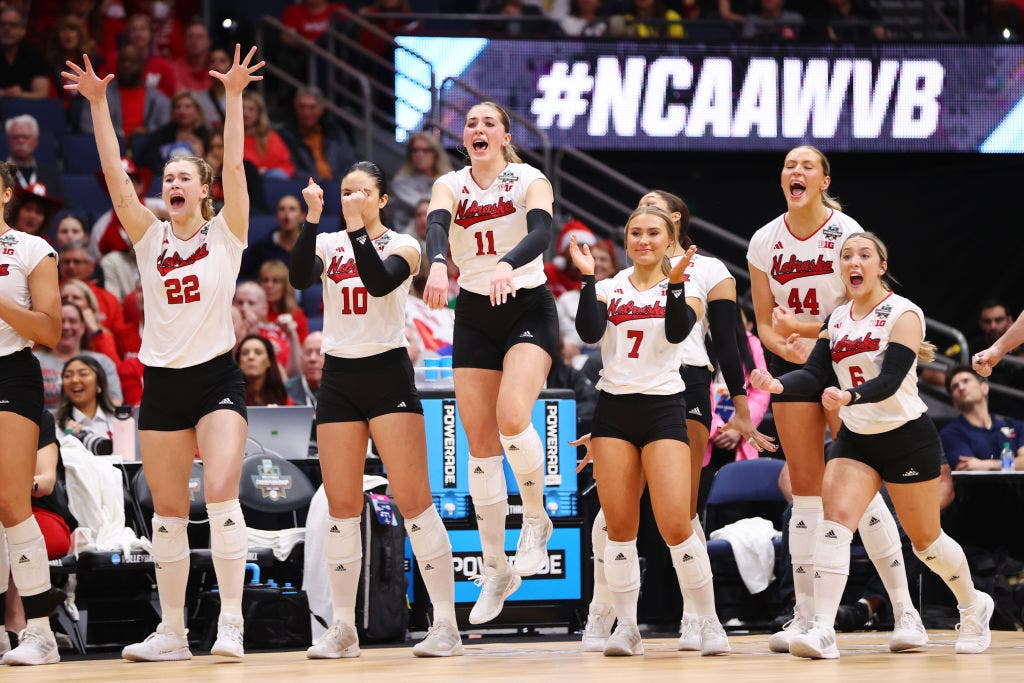 Wrigley Field to host Big Ten, SEC Volleyball challenge in September