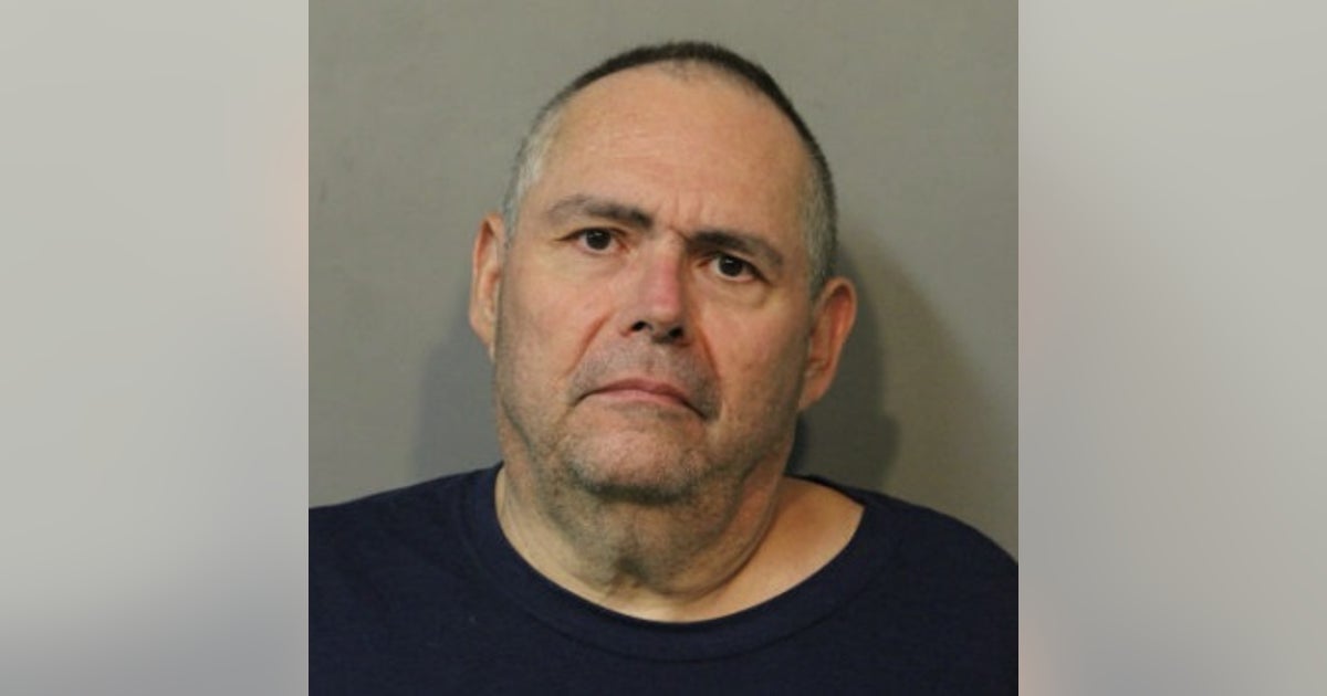 Oak Lawn man and registered sex offender charged with child pornography ...