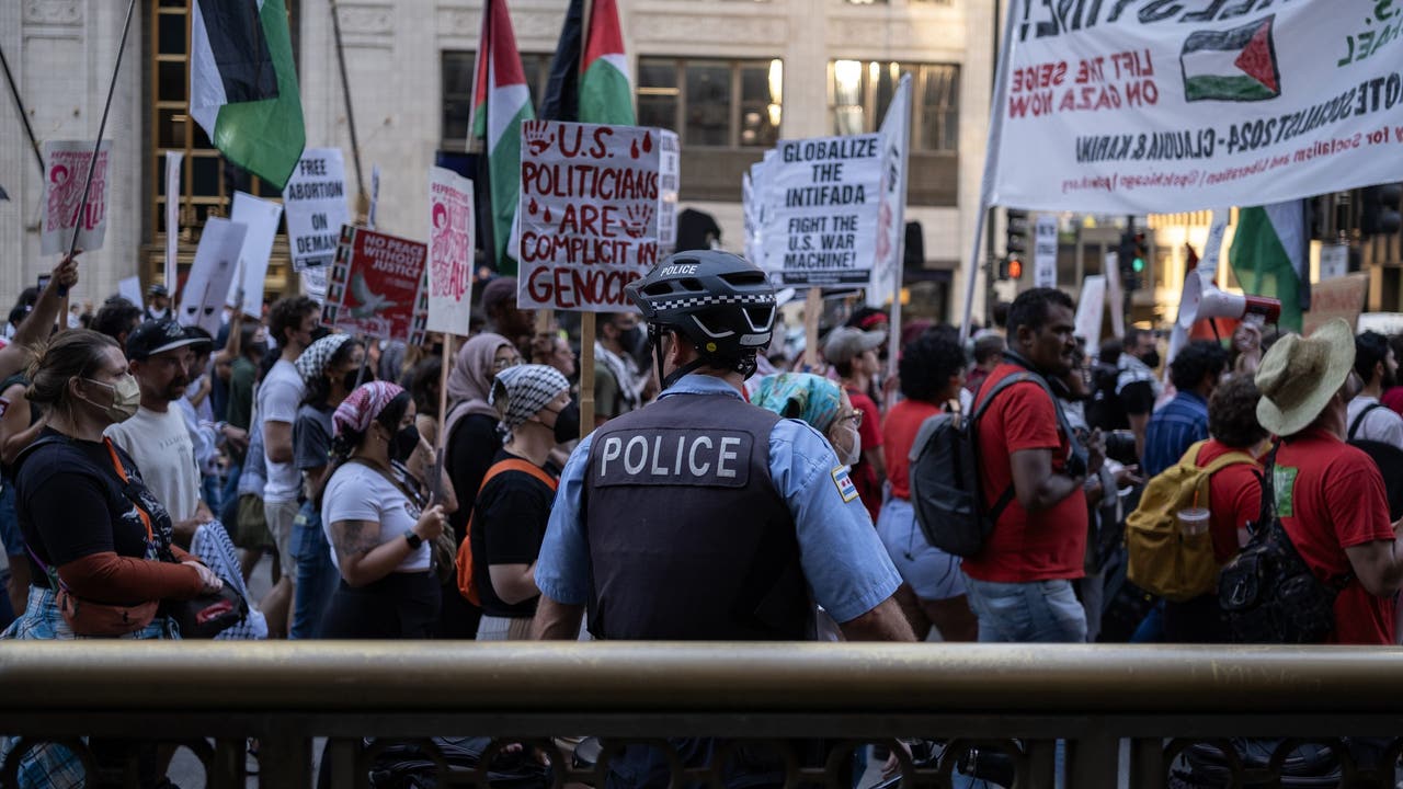 Chicago DNC 2024: Large rally in Union Park underway