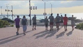 Runners promote peace, call for ceasefire on Chicago's lakefront each day of DNC