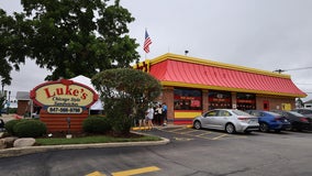 Luke's of Mundelein inducted into Vienna Beef Hot Dog Hall of Fame