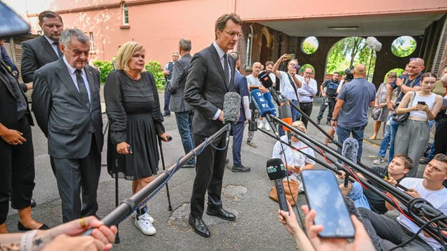 Islamic State group claims responsibility for knife attack in Solingen, Germany that killed 3