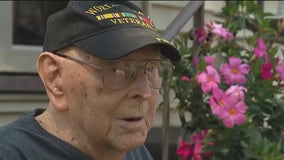 Chicago-area WWII veteran celebrates 100th birthday