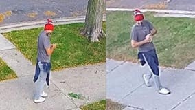 Chicago police seek man who allegedly performed indecent act in front of kids