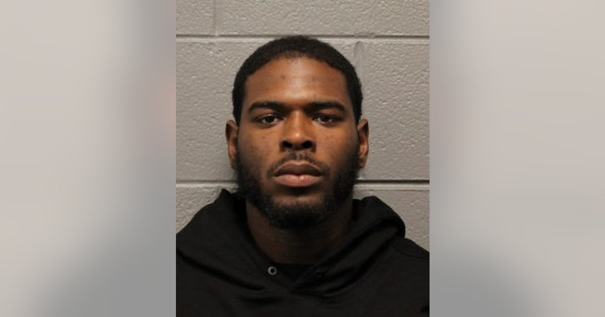 Chicago man charged with shooting teenager | FOX 32 Chicago