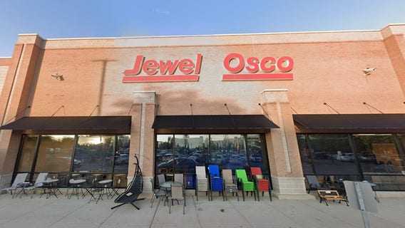 Illinois woman buys $1M winning lottery ticket while grocery shopping