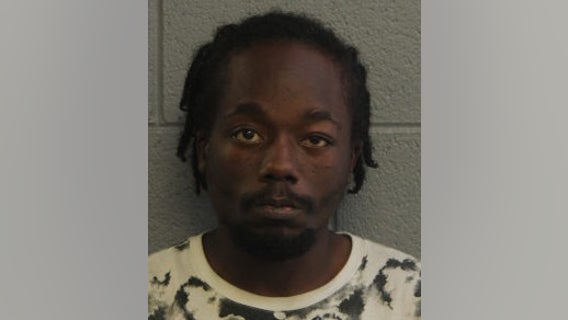 Chicago man accused of stabbing another man on CTA bus