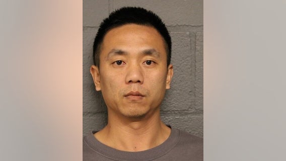 Chicago brothel doorman charged with promoting prostitution: sheriff