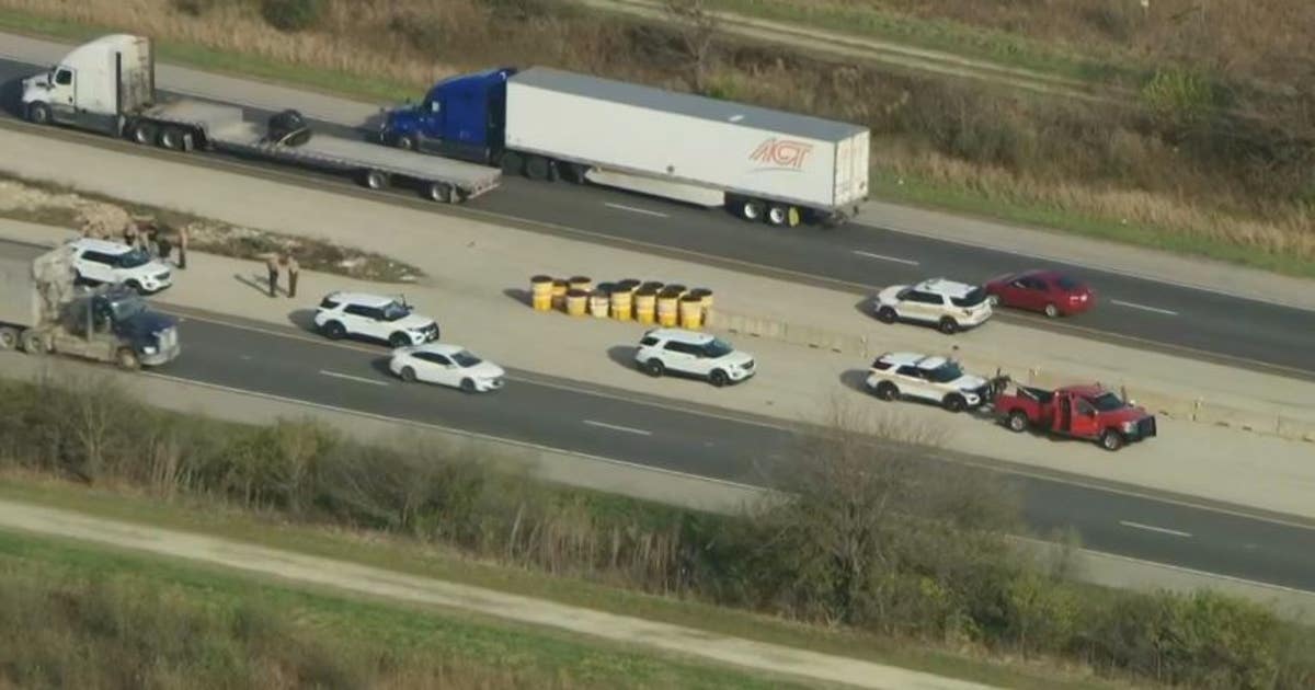 Two arrested on I-55 after pursuit tied to Chicago homicide: police ...