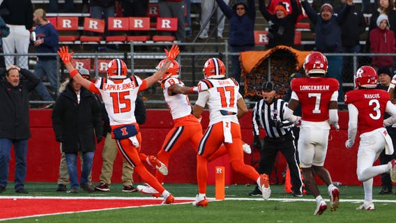 No. 24 Illinois stuns Rutgers on Bryant's 40-yard TD reception with 4 seconds left