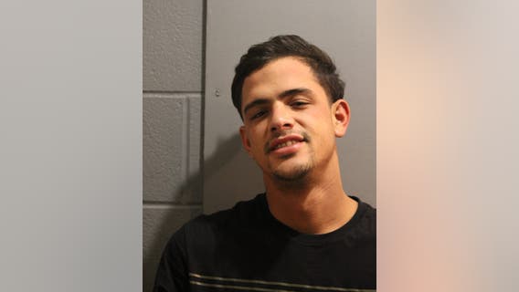 Chicago man accused of shooting another man in Woodlawn
