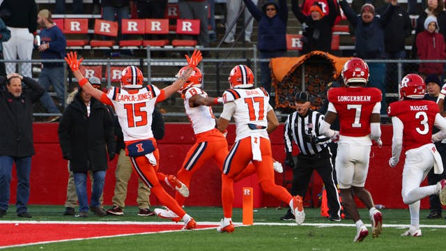 No. 24 Illinois stuns Rutgers on Bryant's 40-yard TD reception with 4 seconds left