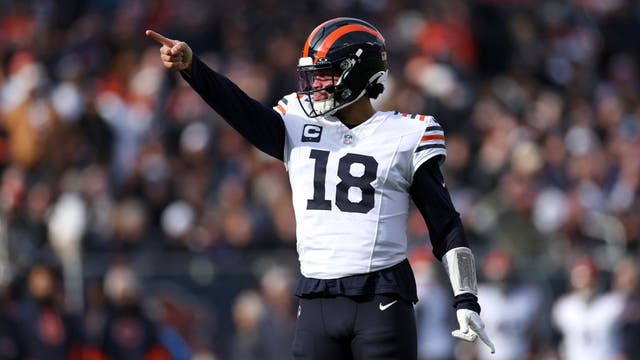 How Chicago Bears coach Ben Johnson set a specific tone for Caleb Williams on Day 1