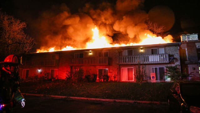 Woodstock fire: 1 dead, dozens displaced after flames erupt at apartment complex
