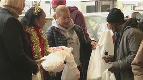 Auburn Gresham's 'Operation Blessing' serves thousands with hot meals