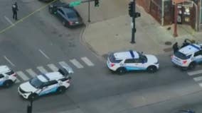 Man dies after being shot 12 times in Bronzeville, suspect on the run: police