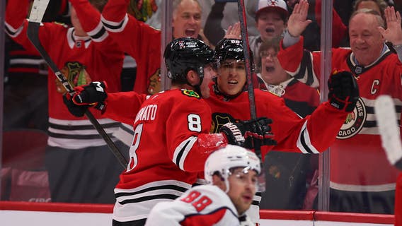 Donato caps Blackhawks comeback, Blackhawks top Capitals 3-2