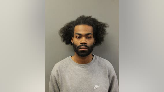 Chicago man fired shots at vehicle after crash, striking 11-year-old in hand: police