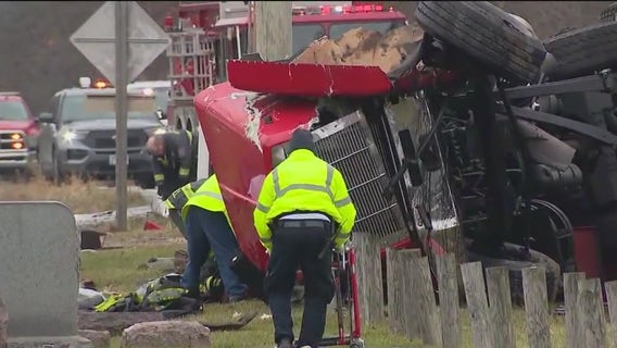 1 driver killed, child hurt after 2 semi-trucks crash in Kankakee County