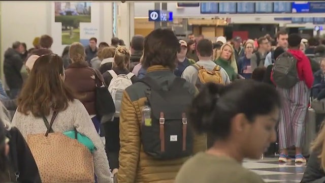 Chicago airports see heavy traffic after Thanksgiving weekend