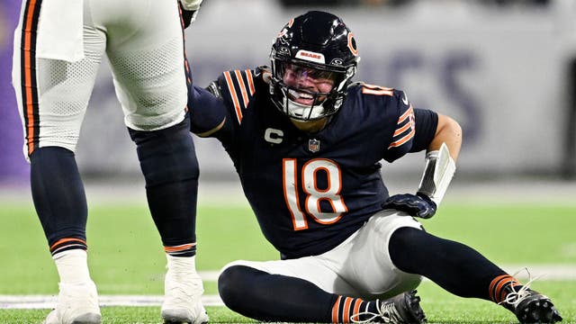 Behind the mental game Chicago Bears QB Caleb Williams plays during the 8-game losing streak