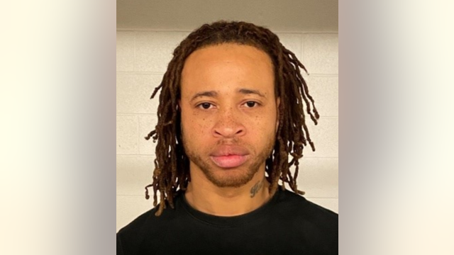 Chicago man accused of leaving crash scene in August arrested