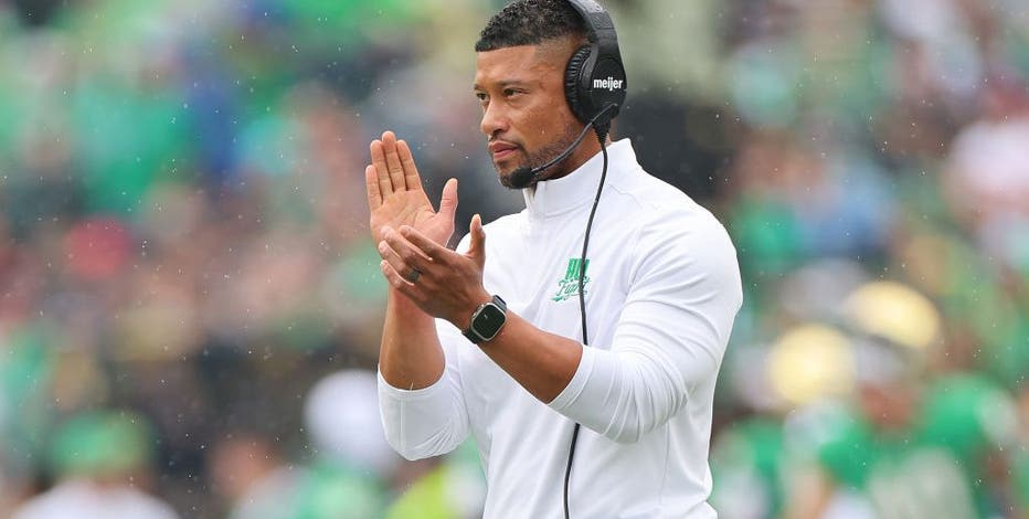 How Notre Dame should fit itself into the Wild West of college football | Telander