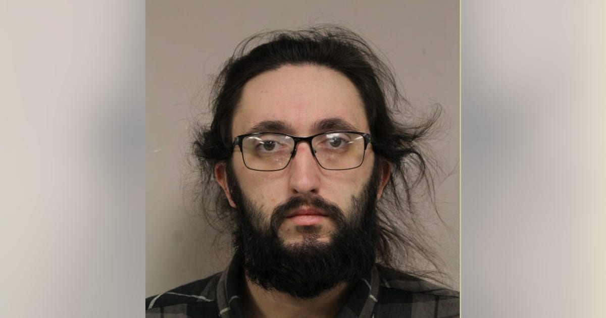 Cook County traffic stop: Police find loaded guns, fentanyl; man ...