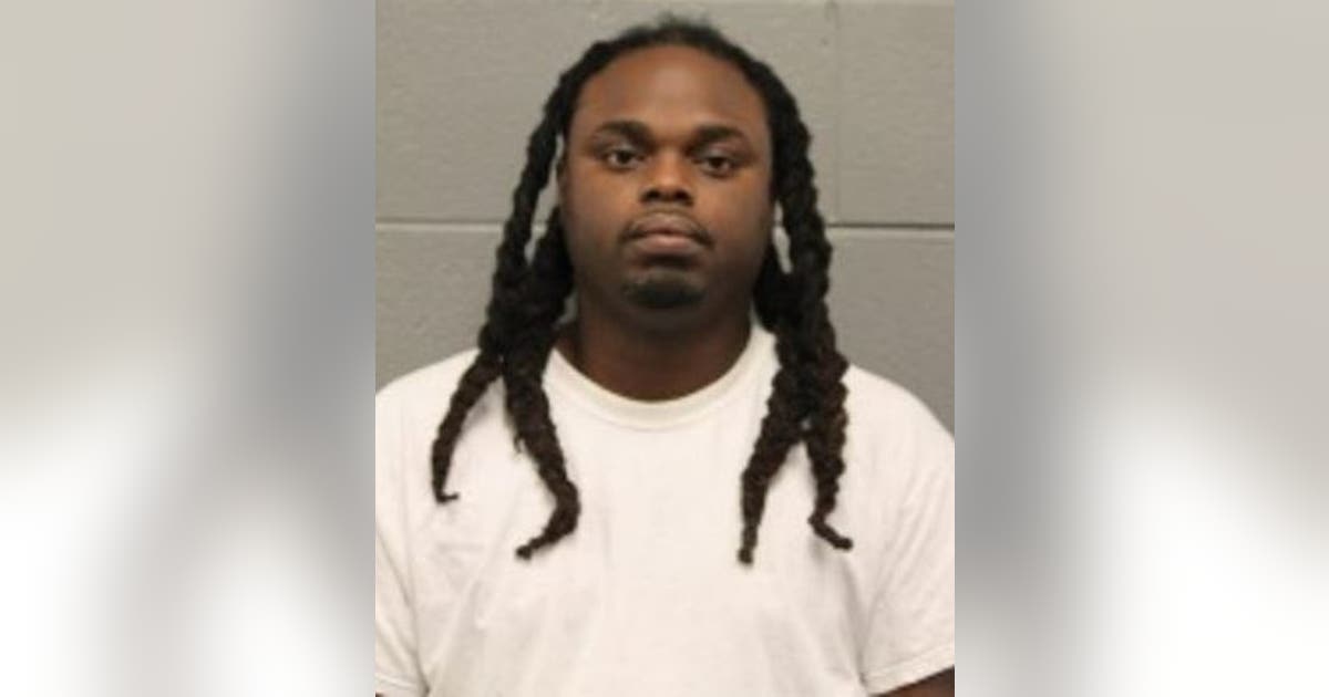 Chicago man charged with murder in New Year's Day shooting | FOX 32 Chicago