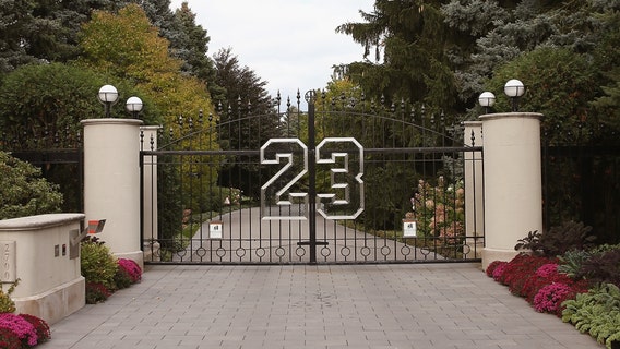 Co-own Michael Jordan’s iconic Chicago area home: PHOTOS