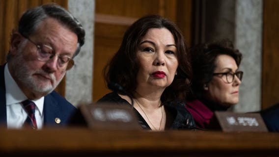 Duckworth staffer accused of posing as lawyer in attempt to free undocumented immigrant from ICE custody