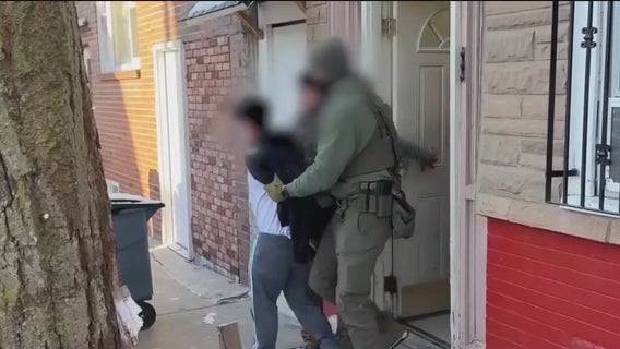 Judge temporarily blocks release of 'Operation Midway Blitz' detainees