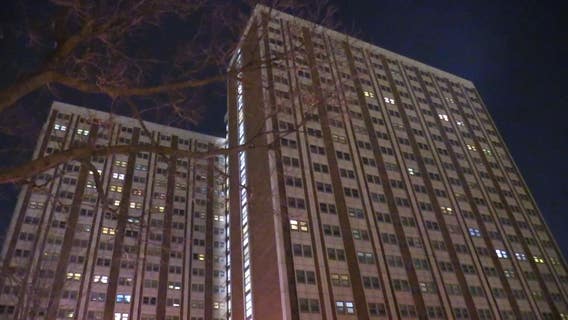 About 400 Chicago seniors displaced after water pipe bursts on Near West Side