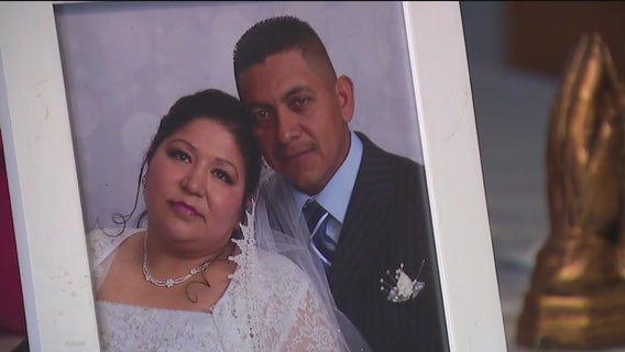 Elgin man arrested by ICE, family says