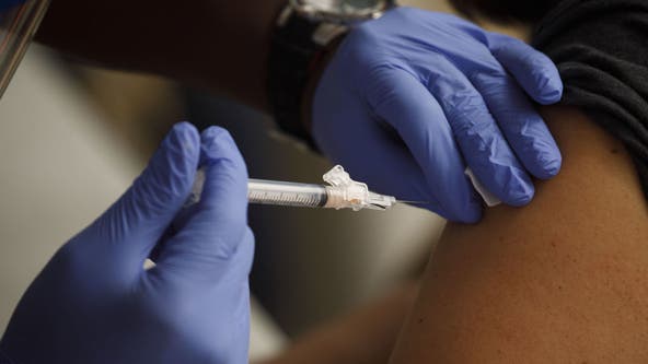 Chicago flu, COVID vaccine uptake down from recent years, CDPH says