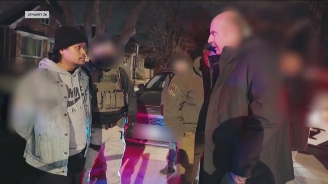 Chicago ICE operation: Dr. Phil questions detainee