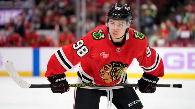 Laferriere and Fiala score in 2nd-period burst to back Forsberg in Kings' 3-1 win over Blackhawks