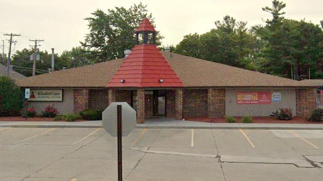 Father says 5-year-old 'could be dead' after being left on Arlington Heights daycare bus for 3 hours: lawsuit