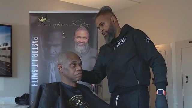 Chicago pastor cuts hair and lifts spirits with free services and support