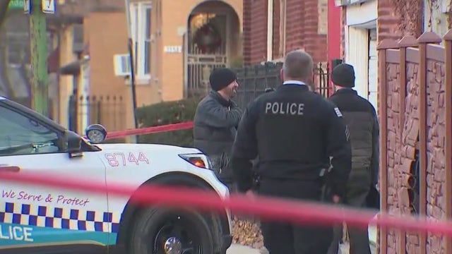 Chicago crime: 2 women shot dead in South Side alley, 1 critically wounded