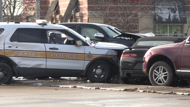 ISP trooper among 3 hurt after crash in Chicago’s northwest suburbs